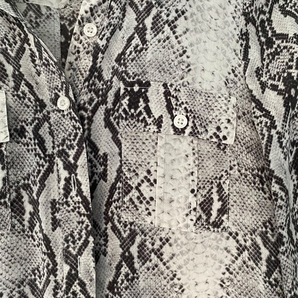 Guess by Marciano Snake Print Blouse - Size S - Picture 4 of 6